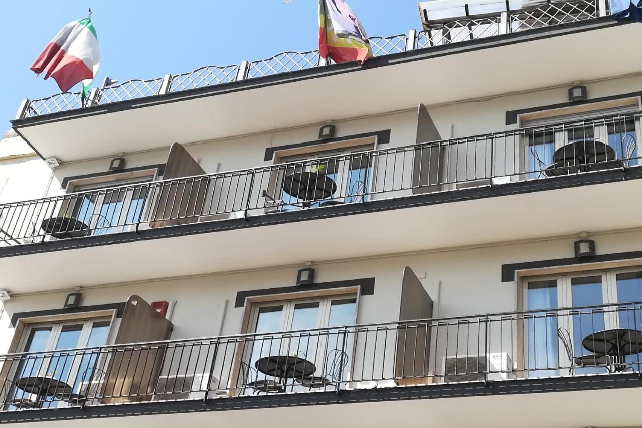 Hotel Leopardi Napoli Ngoại thất bức ảnh