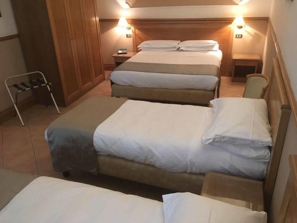 Hotel Leopardi Napoli Ngoại thất bức ảnh
